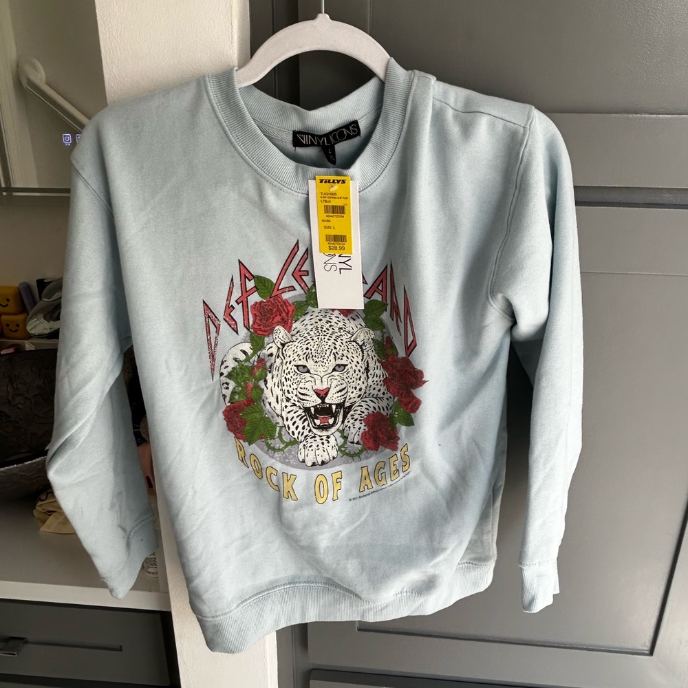 Tilly’s - Picture 2 of 3